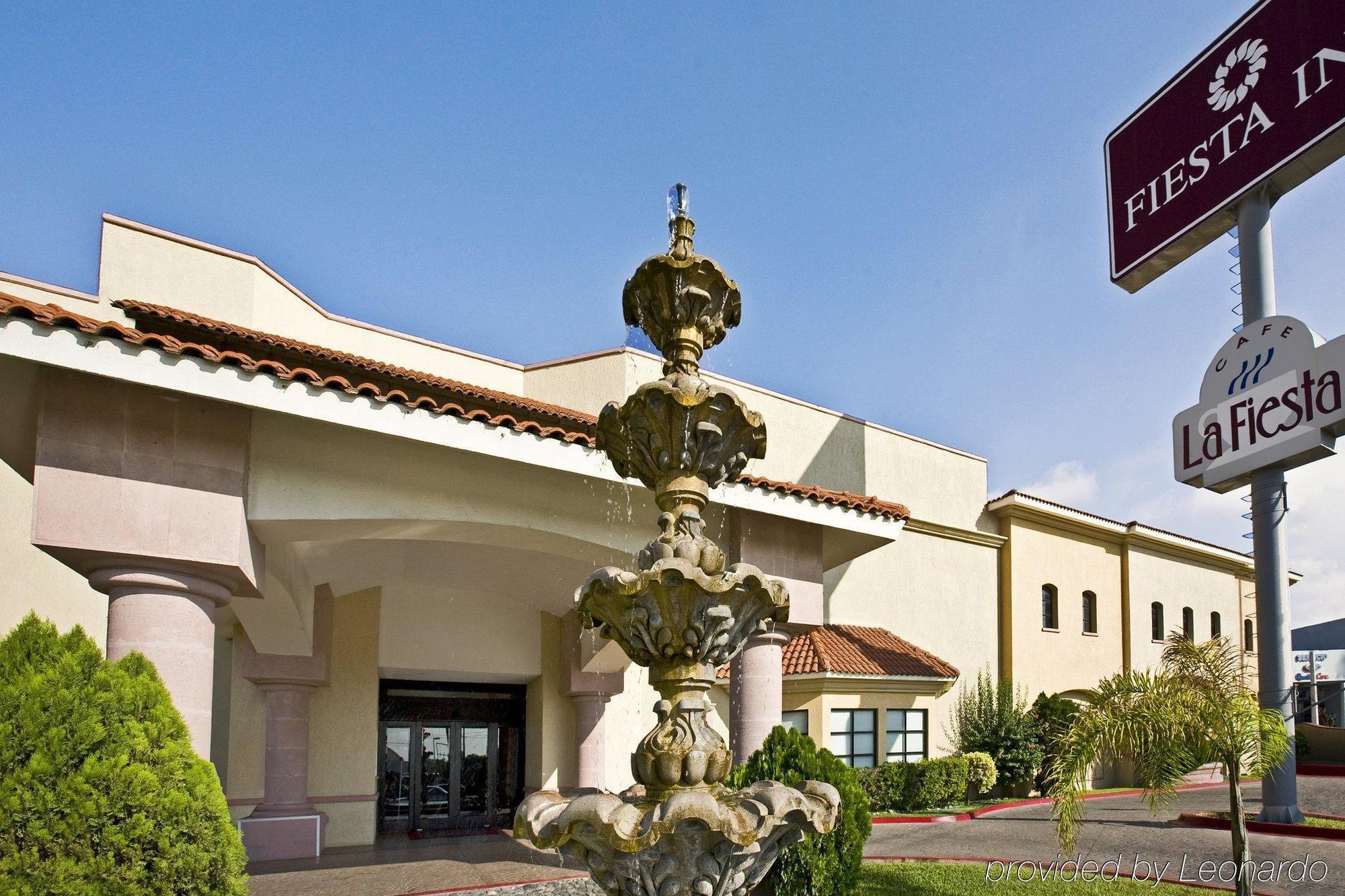 费斯塔蒙特雷拉费酒店 San Nicolás de los Garzas 外观 照片