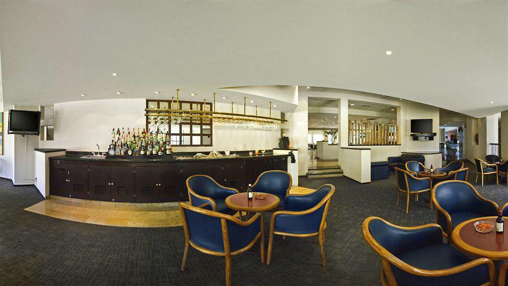 费斯塔蒙特雷拉费酒店 San Nicolás de los Garzas 餐厅 照片